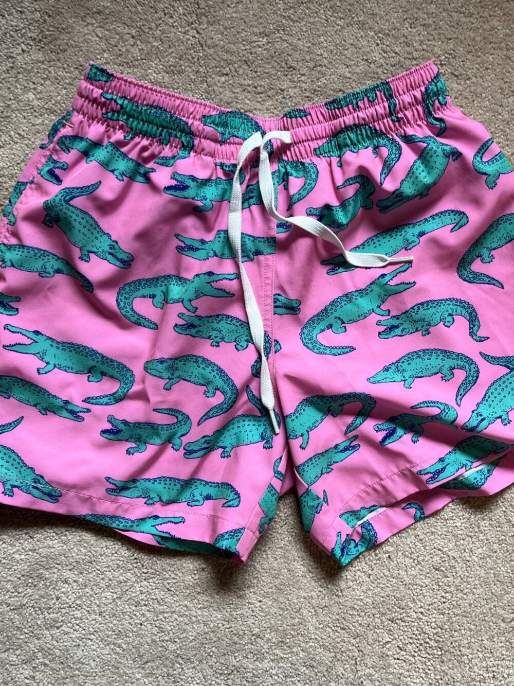 Swinsuit - Chubbies Pink Green Alligator Lined Swim Trunks Men Small 5.5